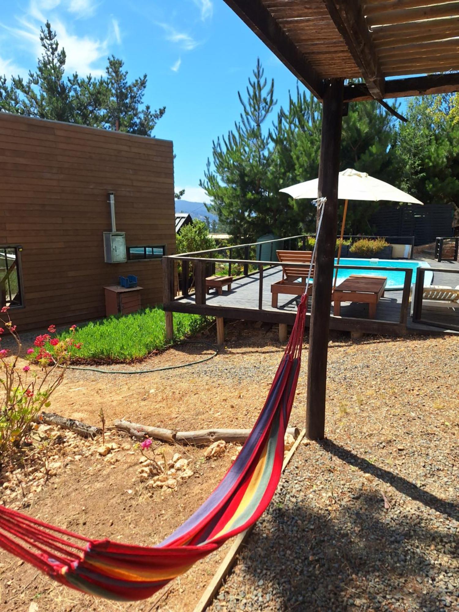 Acuarela Minicasas Con Piscina En